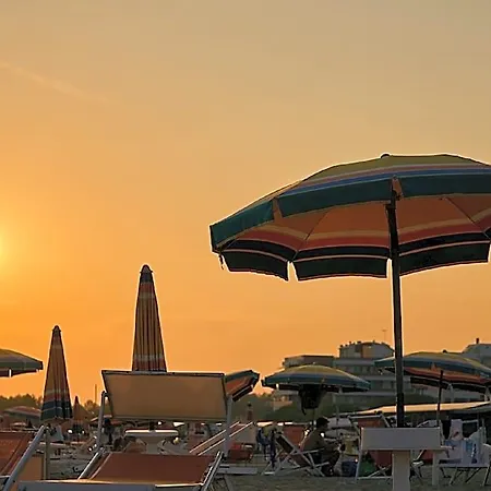 Spacious And Comfortable With Garden And Outdoor Pool * Bibione